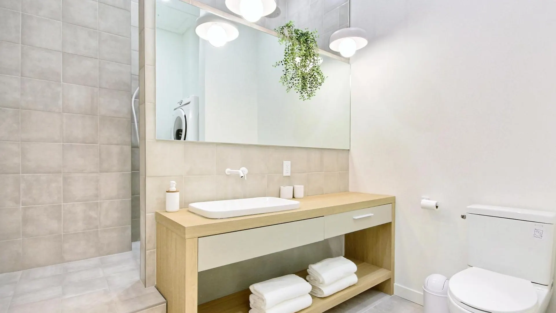 Loft Deluxe & Fun - Downtown Quebec Apartment 0*, Quebec City